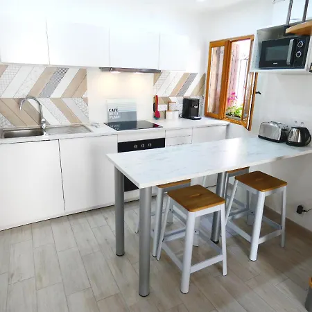 Vakantiehuis Le Pouffre, Maison De Pecheur Au Quartier Des Artistes, Clim, Wifi *
